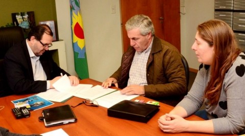 El municipio firmó un convenio con el OPDS para el saneamiento definitivo del basurero