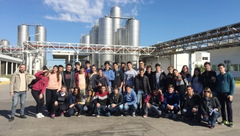 Alumnos de la Técnica visitaron la planta láctea de Trenque Lauquen