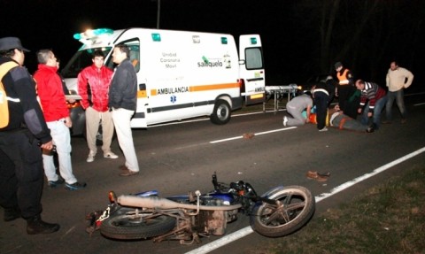 Un motociclista se accidentó en el Acceso Centenario