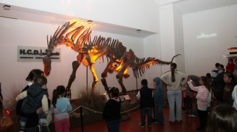 La muestra de Dinosaurios atrapó la atención de los más chicos