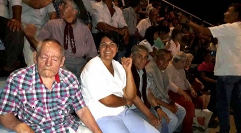 Los abuelos de los hogares de Tres Lomas asistieron al festival de Unión Deportiva