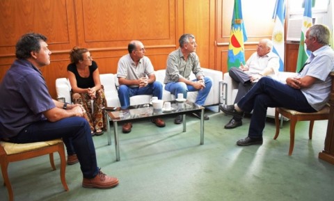 Álvarez se reunió con autoridades de Camuzzi