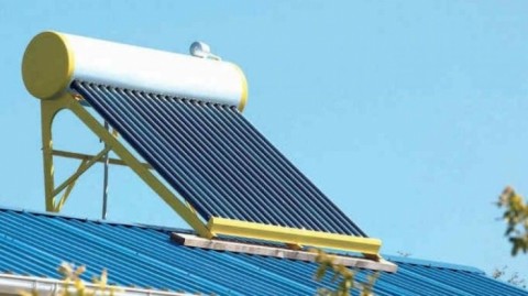 Curso de Instalación de Termotanques Solares en Quenumá