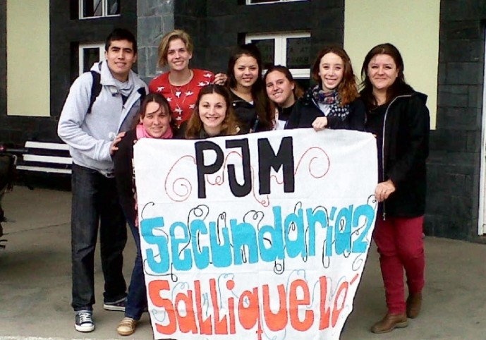 Estudiantes viajan a La Plata