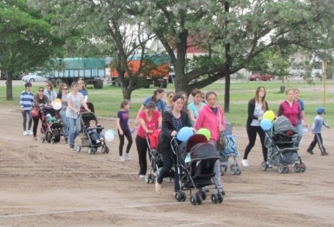 Anuncian la segunda caminata con carritos de bebés