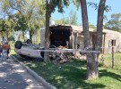 Un automóvil impactó contra una vivienda en la localidad De Bary