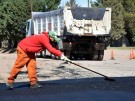 Realizan repavimentación en la zona del embarcadero