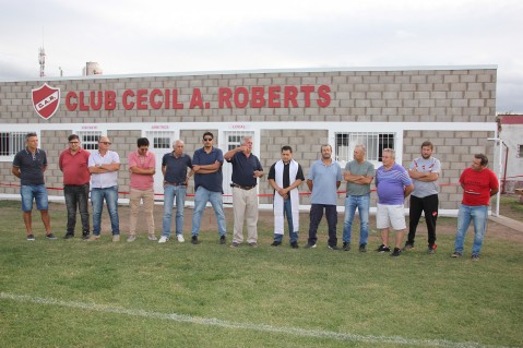 Emotiva inauguración de vestuarios en el Cecil A. Roberts 