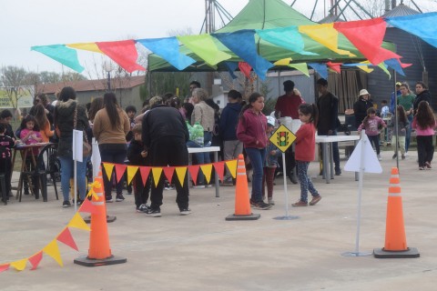 En el Parque Lineal, se realizó una jornada de concientización ambiental