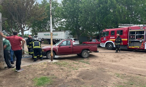 Incendio de vehículo en Salliqueló