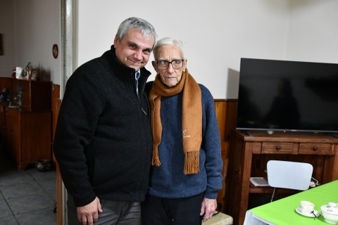 Nosetti visitó a Ildefonso Borrego, nuevo vecino centenario