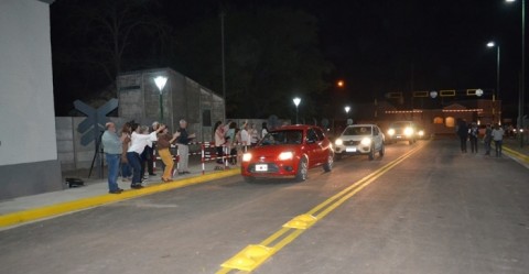 Quedó inaugurado el nuevo paso a nivel de Tres Lomas