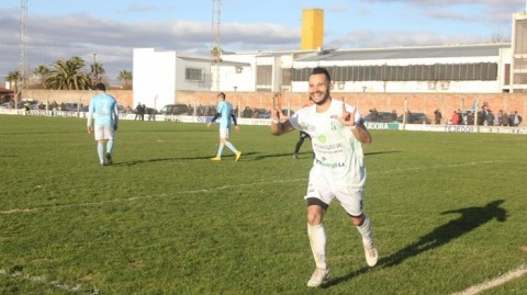 Newbery se impuso por 4 a 1 ante Atlético Argentino