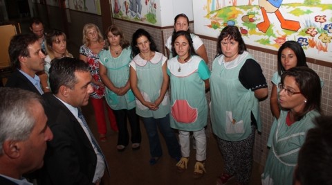 El ministro de Educación conversó con docentes del Jardín 901