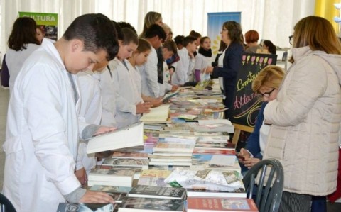 La dirección de Cultura organizó con éxito una nueva Feria del Libro