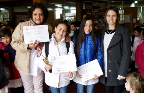 Alumnas de la Escuela 7 viajaron a la Feria de Ciencias provincial