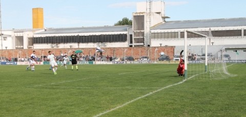 Jorge Newbery es semifinalista de la Liguilla