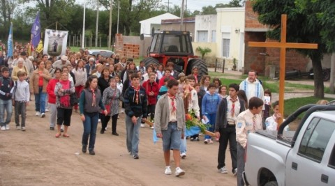 Por el día del Patrono de Salliqueló hubo procesión y misa