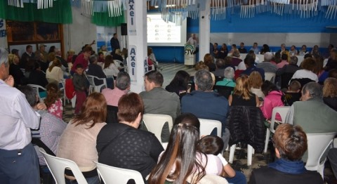 El Frente Justicialista Vecinal cerró su campaña en Tres Lomas