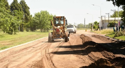 Se comienza a trabajar en el asfaltado de la calle Brasil