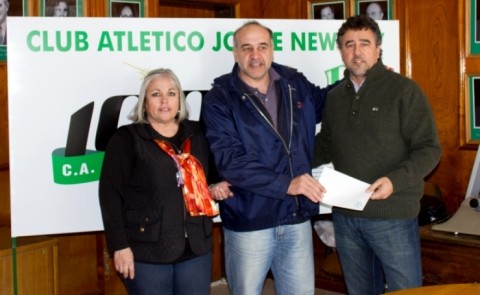Jorge Newbery entregó otro premio de 3 mil pesos