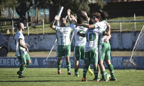 Jorge Newbery ahora es el único puntero del Clausura