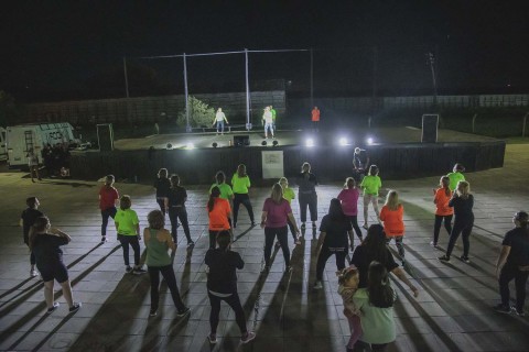 Dictaron talleres de Zumba y Yoga por el mes de la mujer