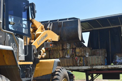 Nueva venta de material reciclado en Pellegrini