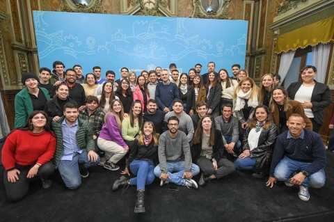 Tres Lomas participó del encuentro de directores de juventudes