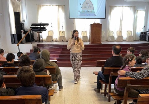 Taller de separación de residuos en la Iglesia Evangélica Menonita
