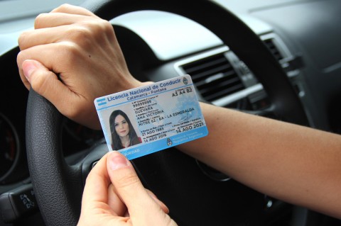 La emisión de licencias de conducir se encuentra fuera de servicio
