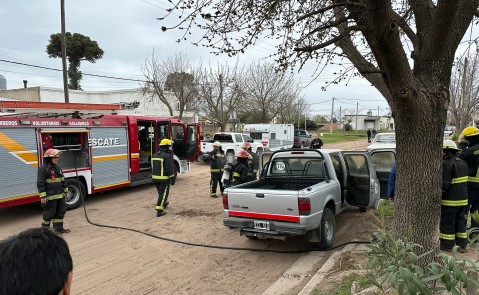 Se incendió una camioneta