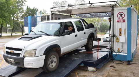 La VTV atiende en el Polideportivo Municipal de Tres Lomas 