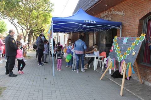 La vacunación contra COVID-19 continuará en el Centro de Jubilados