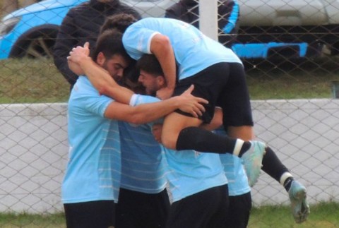 Ganó Atlético Argentino y continúa liderando el Torneo Clausura