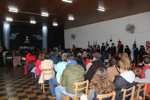 Celebración por el 207 Aniversario de la Independencia en Quenumá