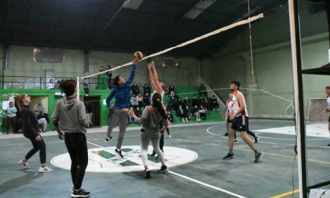 Esta noche inicia el Torneo de Voley Mixto