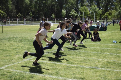 Alumnos de la zona participaron del interescolar de atletismo