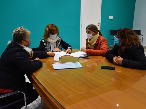 Entrega de subsidio al Centro Educativo Complementario