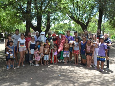 Los Reyes Magos visitaron Tres Lomas e Ingeniero Thompson