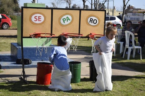 Se realizó la jornada recreativa “A jugar y aprender” en Bocayuva