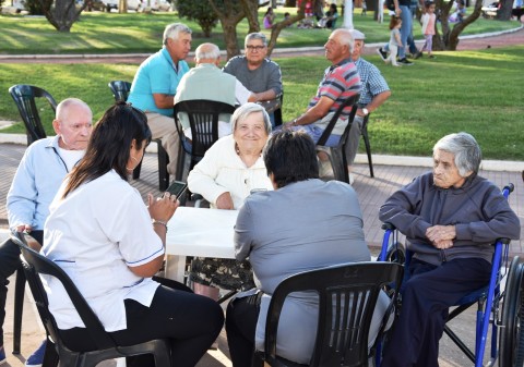 Diversa actividad de los Hogares Municipales de Tres Lomas durante el verano