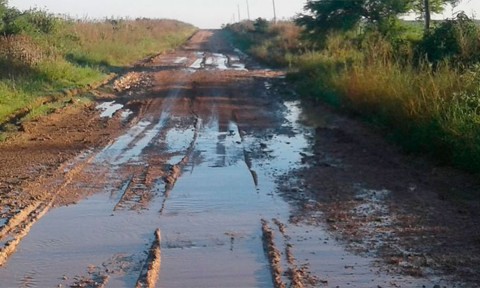 Se suspende el tránsito pesado en caminos rurales