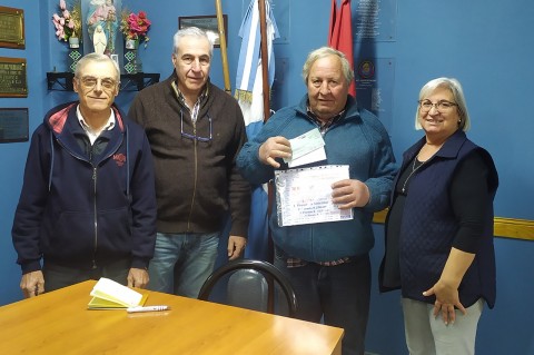 Entregaron premios de la rifa de Bomberos Voluntarios