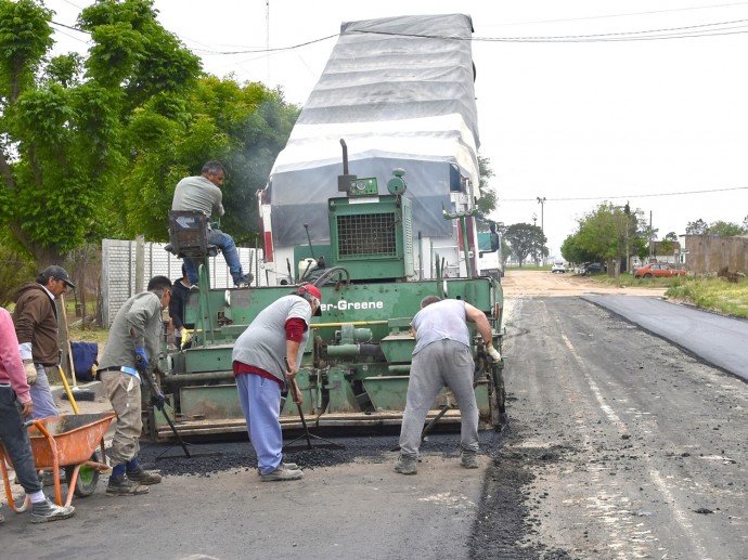 Avanzan los trabajos de asfaltado 