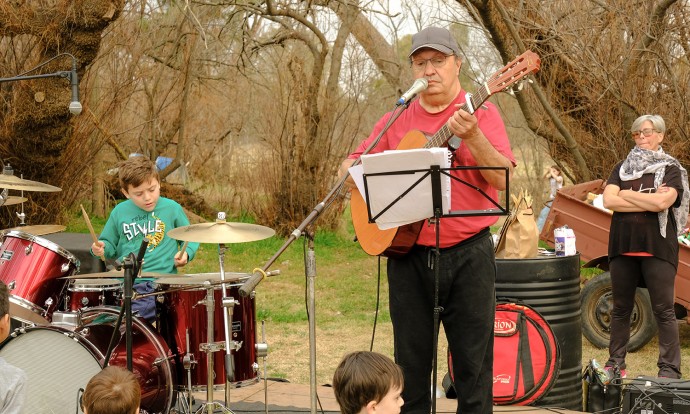 Gran concurrencia al “Festival de la Niñez” en el Complejo Los Gorros