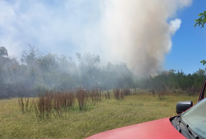Importante incendio forestal en zona rural de Yutuyaco