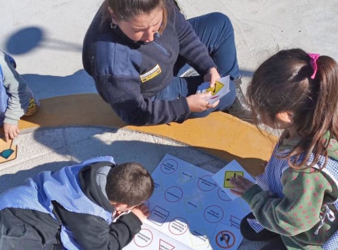 Jornada de educación vial en la Plaza Bomberos Voluntarios