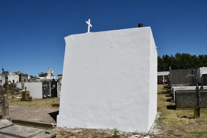 Trabajos de acondicionamiento en el osario general del cementerio 