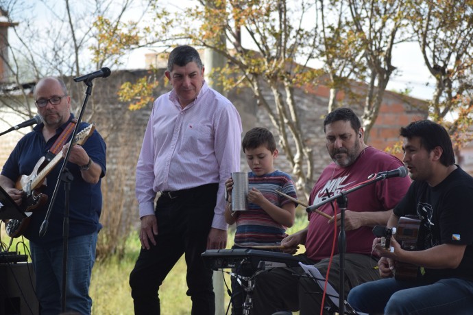 El Hogar Municipal “Atilio Scarpetta” celebró la llegada de la primavera